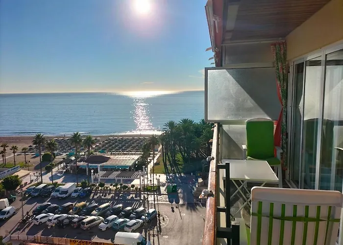 1ª Linea Playa Garaje Piscinas Terraza Apartamento