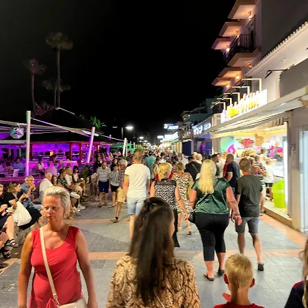 1ª Linea Playa Garaje Piscinas Terraza Lägenhet Torremolinos