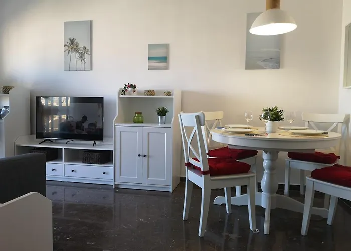 1ª Linea Playa Garaje Piscinas Terraza * Torremolinos