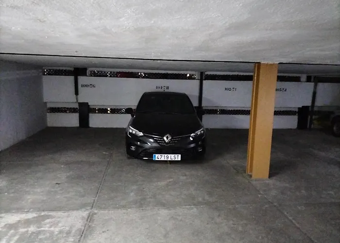 1ª Linea Playa Garaje Piscinas Terraza דירה טורמולינוס